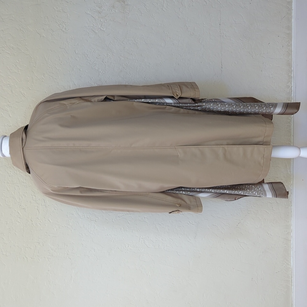 Burberry Runway Collection Pale Honey Scarf-Layer Trench Coat Size 6 - Picture 5 of 17